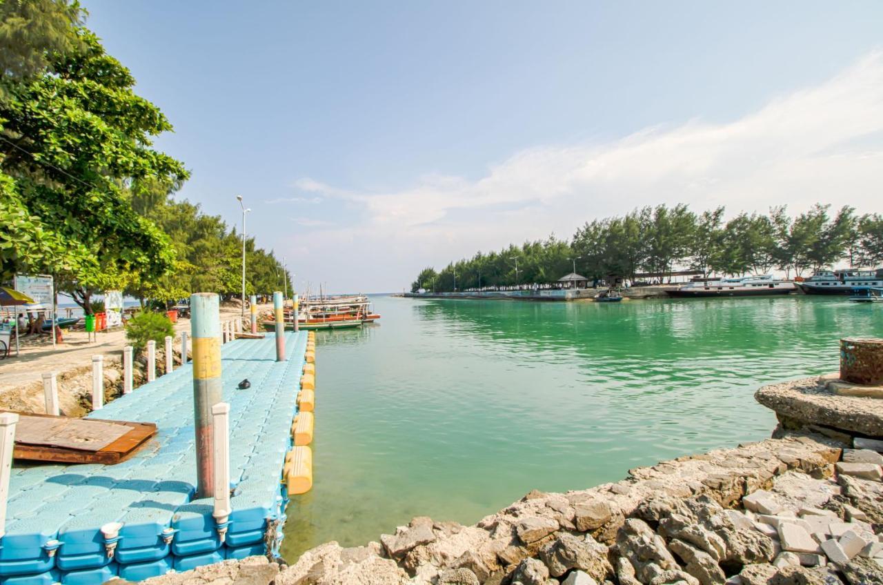 Guerilla Dive Lodge Pulau Pari Jakarta Buitenkant foto