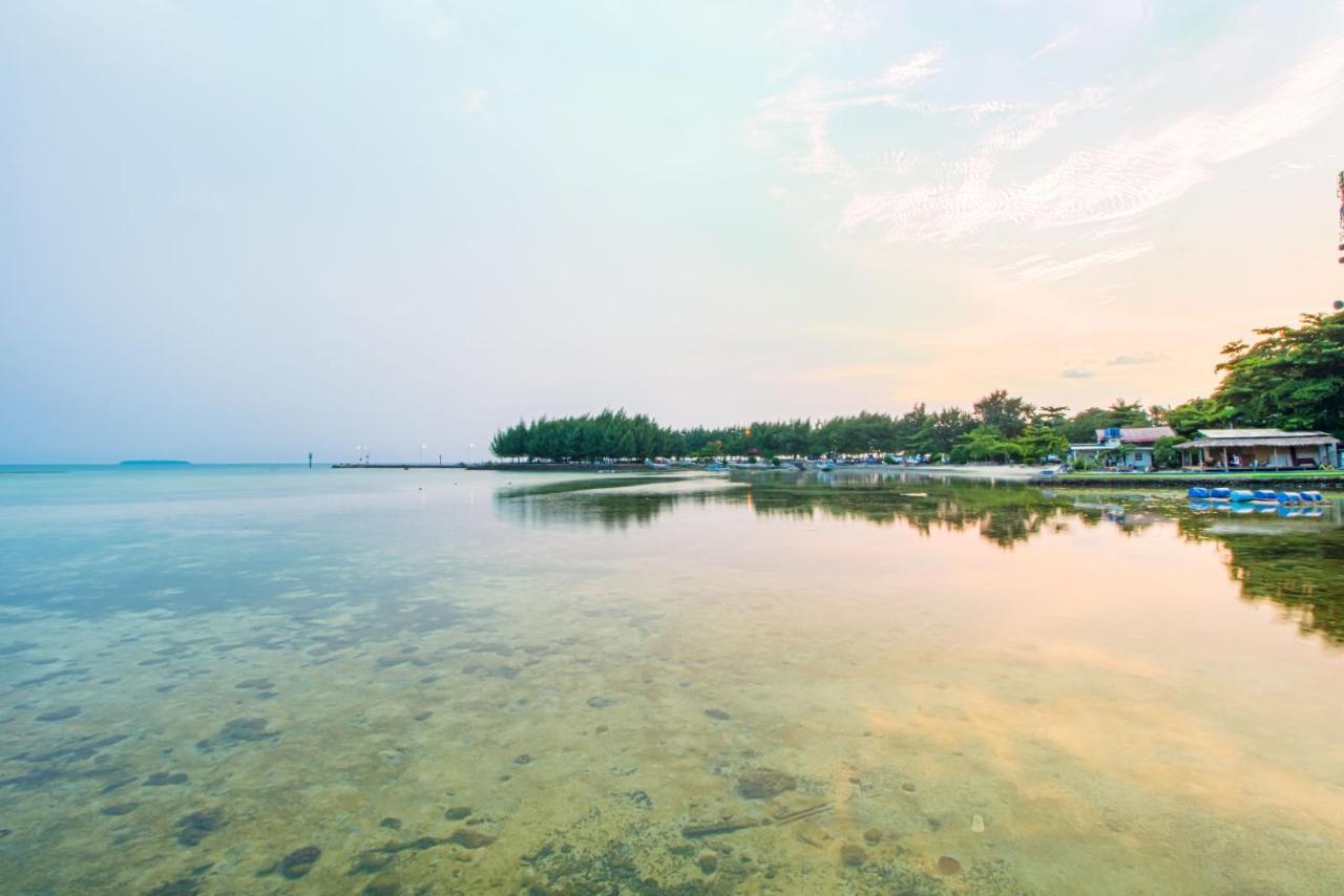 Guerilla Dive Lodge Pulau Pari Jakarta Buitenkant foto